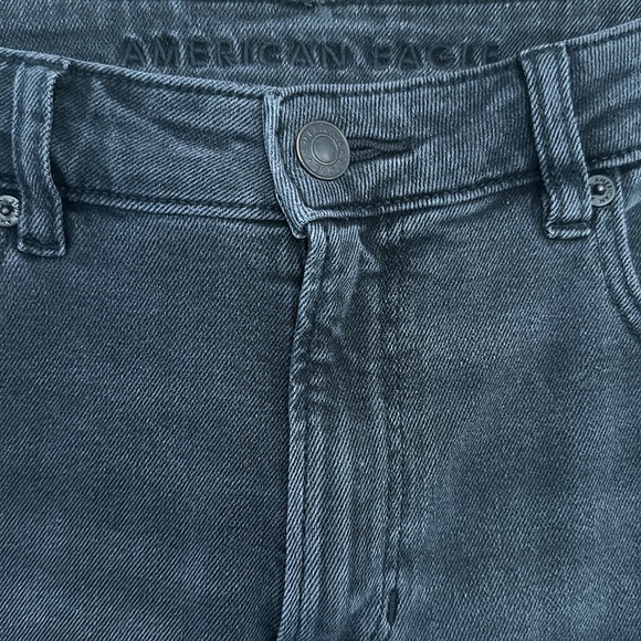 American Eagle - Mom Jean - Picture 2 of 6